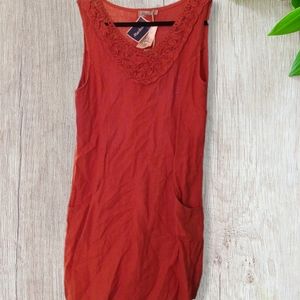 Linen dress with pockets, size large, floral detail